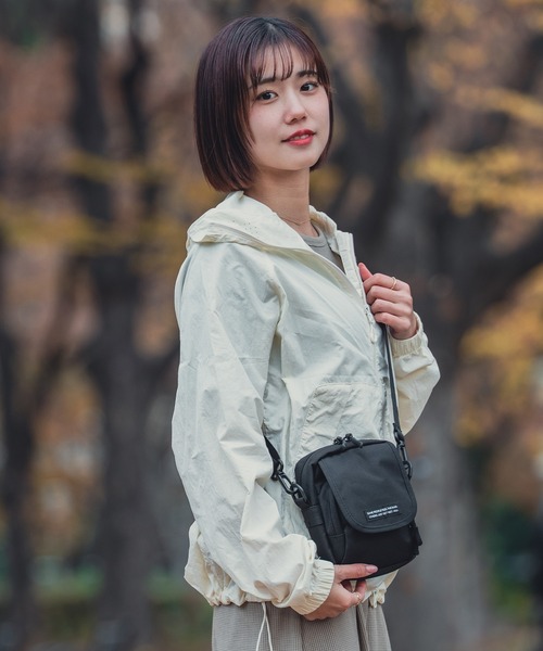 KiU(キウ)の「600D フラップポケットショルダーバッグ(ショルダーバッグ・レディース・アニマル/ブラック/ベージュ系その他/レオパード/ブルー系その他/タイガーカモ/ブルー系その他2/ネイビー系/ダークグリーン系/ベージュ系その他2・FREE)」の12枚目の写真