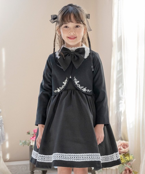 Catherine Cottage(キャサリンコテージ)の「アリス刺繍ボレロマルグレーテワンピーススーツ(スーツセット・キッズ・ブラック・130/120/110)」の20枚目の写真