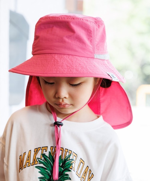 MAKE YOUR DAY（メイクユアデイ）の「保冷剤が入れられる日よけ付きナイロンハット（ハット・キッズ・ピンク/カーキ/ブルー・50/56/54/52）」の5枚目の写真