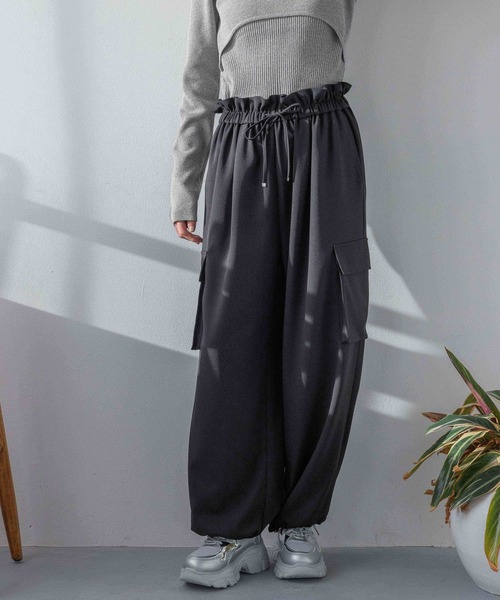 LOWRYS FARM(ローリーズファーム)の「ウエストフリルドロストパンツ 287329(その他パンツ・レディース・ブラック/アイボリー/チャコールグレー・FREE)」の15枚目の写真