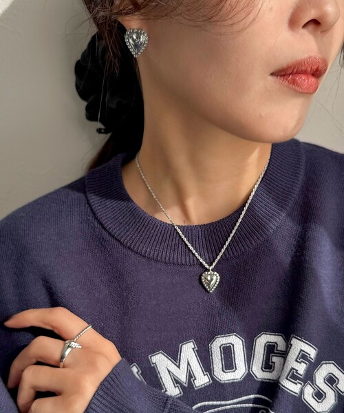 fredy emue(フレディエミュ)の「ヴィンテージ風ぷっくりハートネックレス1(ネックレス・レディース・シルバー/ゴールド・FREE)」の3枚目の写真