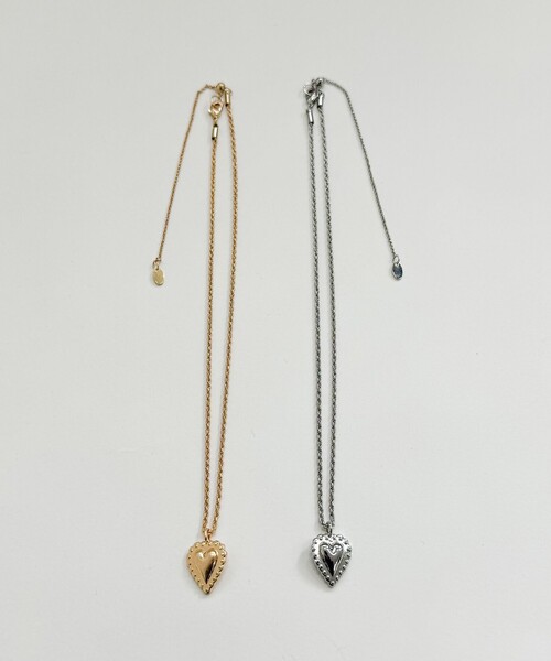 fredy emue(フレディエミュ)の「ヴィンテージ風ぷっくりハートネックレス1(ネックレス・レディース・シルバー/ゴールド・FREE)」の8枚目の写真