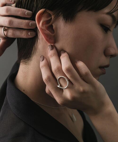 SMELLY(スメリー)の「SMELLY so’ loosely circle ring(リング・レディース・シルバー・11)」の11枚目の写真