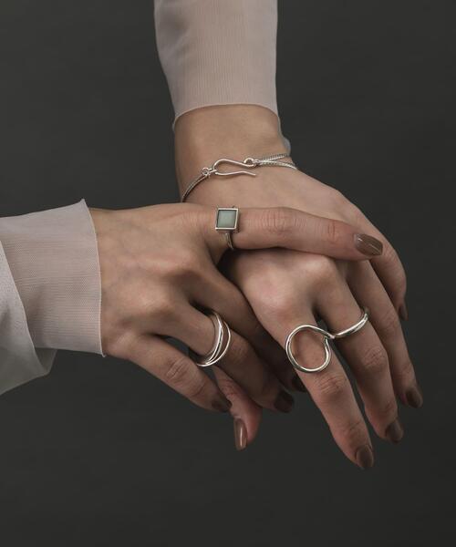 SMELLY(スメリー)の「SMELLY so’ loosely circle ring(リング・レディース・シルバー・11)」の14枚目の写真