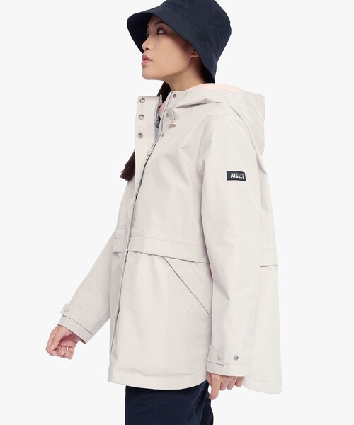 AIGLE（エーグル）の「防水 防風 透湿 GORE-TEX ゴアテックス フィッシュテールフーデッドジャケット RP（マウンテンパーカー・レディース・ブラック/ホワイト/グレー・40/34/36/38）」の7枚目の写真