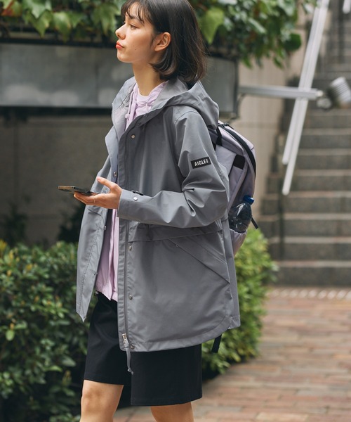 AIGLE（エーグル）の「防水 防風 透湿 GORE-TEX ゴアテックス フィッシュテールフーデッドジャケット RP（マウンテンパーカー・レディース・ブラック/ホワイト/グレー・40/34/36/38）」の22枚目の写真