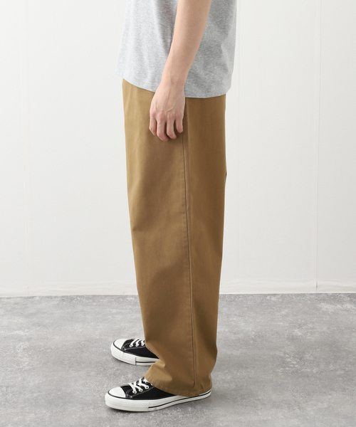 417 EDIFICE（フォーワンセブンエディフィス）の「NEO BLUE / ネオブルー Baggy Chino Pants NB-001（チノパンツ・メンズ・ベージュ・32/34）」の2枚目の写真