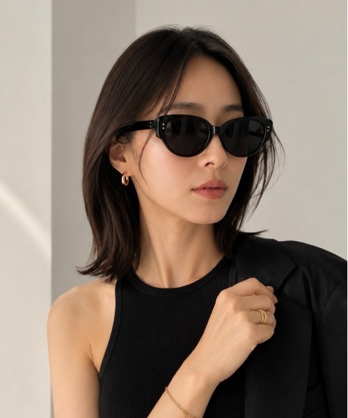 E&C closet…(イーアンドシークローゼット)の「カラーサングラス(サングラス・レディース・ホワイト/ブラック/アイボリー・FREE)」の4枚目の写真