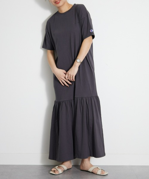 Champion(チャンピオン)の「<champion/UNDOVE>【UVカット/吸水速乾/ストレッチ/接触冷感/ゆったりワンピ/ギャザーワンピ/チャンピオン/スポーティーウェア/カジュアル/シンプル】ギャザーワンピース(ワンピース・レディース・ネイビー/グリーン/ブラック・MEDIUM/LARGE/X-LARGE)」の22枚目の写真