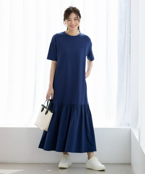 Champion(チャンピオン)の「<champion/UNDOVE>【UVカット/吸水速乾/ストレッチ/接触冷感/ゆったりワンピ/ギャザーワンピ/チャンピオン/スポーティーウェア/カジュアル/シンプル】ギャザーワンピース(ワンピース・レディース・ネイビー/グリーン/ブラック・MEDIUM/LARGE/X-LARGE)」の5枚目の写真