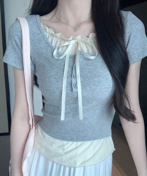 AsRiRe（アスリレイ）の「新色追加/2タイプ展開 レイヤード風半袖トップス（Tシャツ/カットソー・レディース・ブルー/グレー/ブラック/ブラック系その他/ブルー系その他/アイボリー/ネイビー/ホワイト系・M）」の5枚目の写真