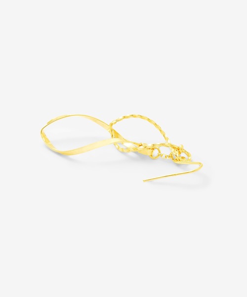 ESTELLE(エステール)の「K10 イエローゴールド フック ピアス ESTELLE/エステール(ピアス(両耳用)・レディース・イエローゴールド・-)」の3枚目の写真