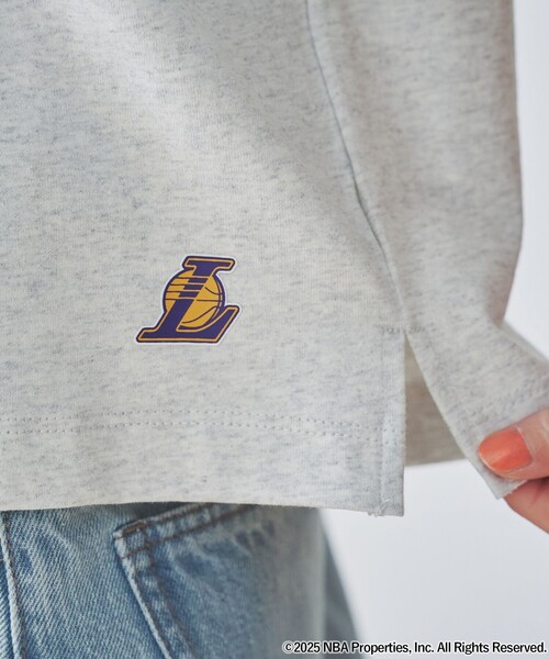 coen(コーエン)の「NBA別注 フレアスリーブロゴプリントTシャツ(Tシャツ/カットソー・レディース・オフホワイト/ライトグレー/ダークグレー/コバルトブルー・M/L)」の15枚目の写真
