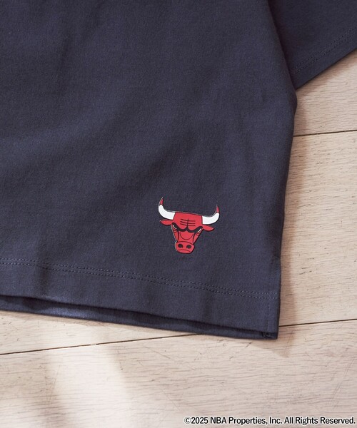 coen(コーエン)の「NBA別注 フレアスリーブロゴプリントTシャツ(Tシャツ/カットソー・レディース・オフホワイト/ライトグレー/ダークグレー/コバルトブルー・M/L)」の20枚目の写真