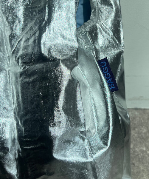 DouDou（ドゥドゥ）の「【BAGGU/バグゥ】25SS BABY BAGGU メタリック（エコバッグ/サブバッグ・レディース・シルバー/ゴールド・FREE）」の10枚目の写真