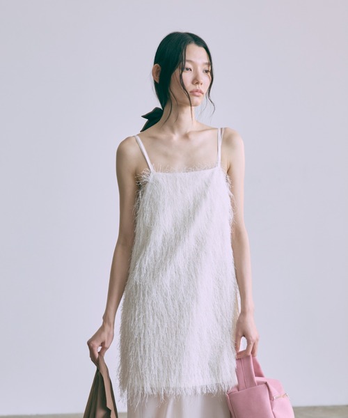 EN NEUME(エンノイム)の「Fringe Tunic Camisole Dress(ワンピース・レディース・アイボリー/ブラック・FREE)」の3枚目の写真