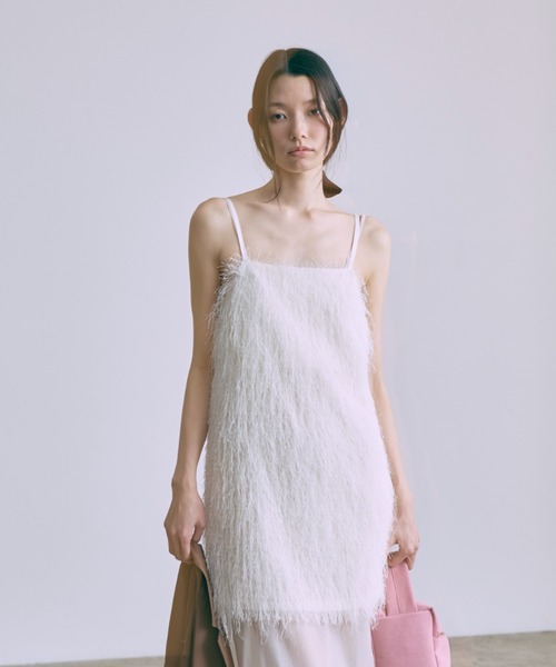 EN NEUME(エンノイム)の「Fringe Tunic Camisole Dress(ワンピース・レディース・アイボリー/ブラック・FREE)」の4枚目の写真