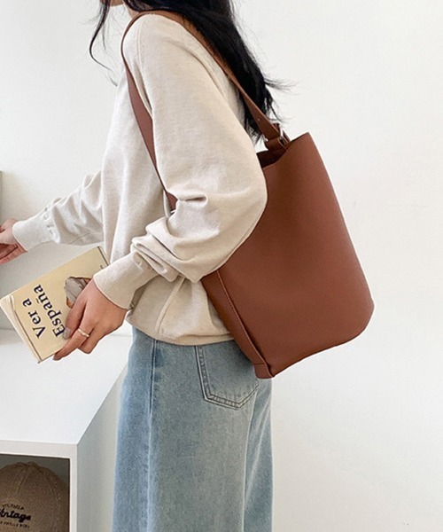 Doux Belle（ドゥーベル）の「ショルダーバッグ（ショルダーバッグ・レディース・ブラウン/オフホワイト/ライトブラウン/ブラック・FREE）」の6枚目の写真