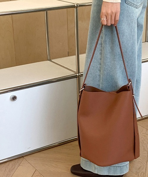 Doux Belle（ドゥーベル）の「ショルダーバッグ（ショルダーバッグ・レディース・ブラウン/オフホワイト/ライトブラウン/ブラック・FREE）」の5枚目の写真