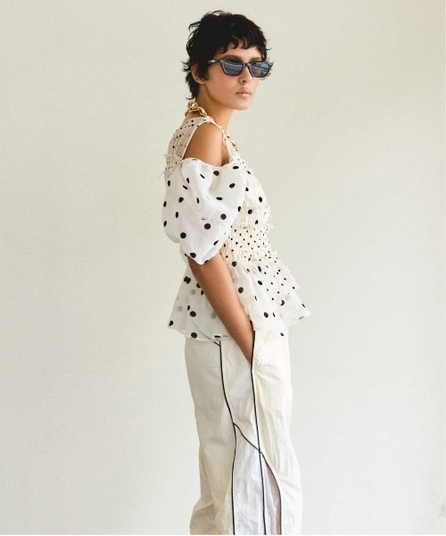 サ*チ様 完売品　2way Sleeve Dot Ruffle Blouse 2way Sleeve Dot Ruffle Blouse/2WAYスリーブドットフリル