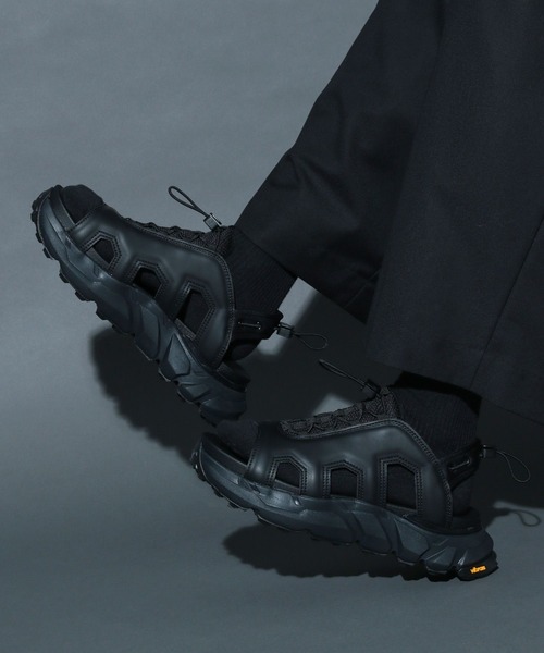 HARE(ハレ)の「Vibramクイックサンダル(HARE)(サンダル・メンズ・ブラック・MEDIUM/LARGE)」の2枚目の写真