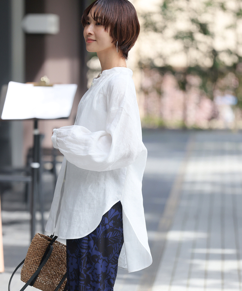JOURNAL STANDARD relume(ジャーナルスタンダード レリューム)の「カラーリネンギャザーブラウス(シャツ/ブラウス・レディース・ブルー系その他/ホワイト・FREE)」の8枚目の写真