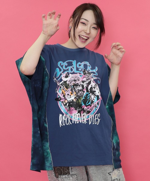 ScoLar（スカラー）の「151683：ロックなキャッツ柄 ムラ染め切替BIG-T（Tシャツ/カットソー・レディース・ネイビー/アイボリー/ブラック・M）」の3枚目の写真