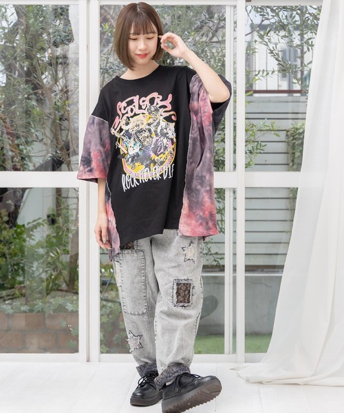 ScoLar（スカラー）の「151683：ロックなキャッツ柄 ムラ染め切替BIG-T（Tシャツ/カットソー・レディース・ネイビー/アイボリー/ブラック・M）」の6枚目の写真
