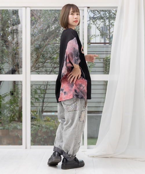 ScoLar（スカラー）の「151683：ロックなキャッツ柄 ムラ染め切替BIG-T（Tシャツ/カットソー・レディース・ネイビー/アイボリー/ブラック・M）」の9枚目の写真