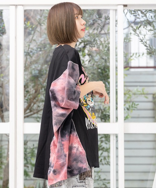 ScoLar（スカラー）の「151683：ロックなキャッツ柄 ムラ染め切替BIG-T（Tシャツ/カットソー・レディース・ネイビー/アイボリー/ブラック・M）」の10枚目の写真