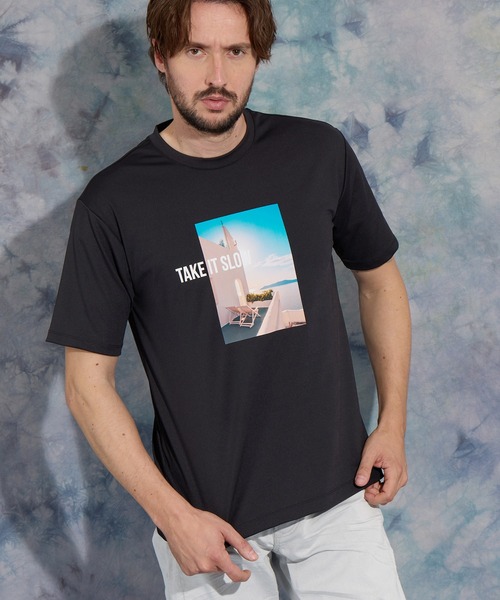 HIDEAWAYS NICOLE(ハイダウェイニコル)の「アラカルトプリントクルーネック半袖Tシャツ(Tシャツ/カットソー・メンズ・ブラック/オフホワイト/ミント・MEDIUM/LARGE/X-LARGE)」の2枚目の写真
