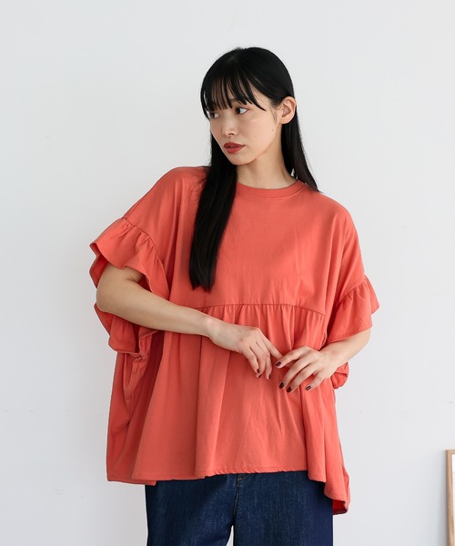 VitaFelice(ヴィータフェリーチェ)の「フリル袖ペプラムトップス フリルTシャツ カットソー(Tシャツ/カットソー・レディース・コーラルピンク/チャコール/アイボリー/ブラック・FREE)」の4枚目の写真