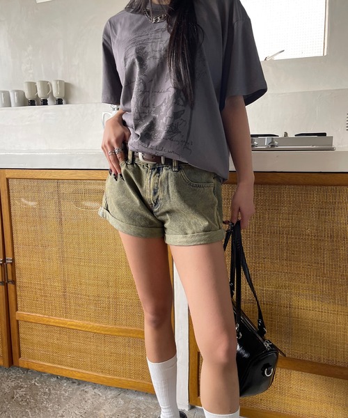 VQ(ブイキュー)の「【腰回りがコンパクトに◎】Vintage Processing denim shorts / ビンテージ加工 ロールアップ デニムショートパンツ (ベルト付き)y2k ギャル(デニムパンツ・レディース・グレー/ブルー・SMALL/MEDIUM/LARGE)」の11枚目の写真