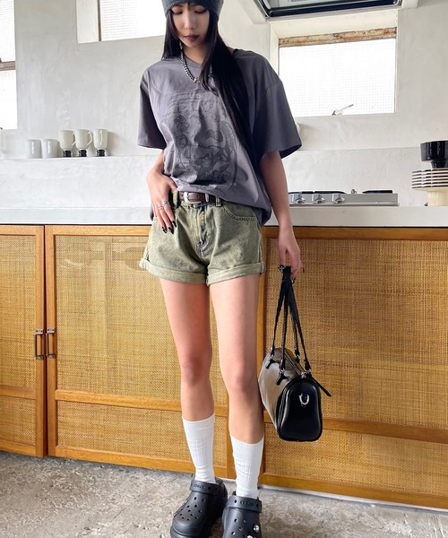 VQ(ブイキュー)の「【腰回りがコンパクトに◎】Vintage Processing denim shorts / ビンテージ加工 ロールアップ デニムショートパンツ (ベルト付き)y2k ギャル(デニムパンツ・レディース・グレー/ブルー・SMALL/MEDIUM/LARGE)」の13枚目の写真
