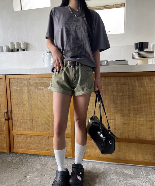 VQ(ブイキュー)の「【腰回りがコンパクトに◎】Vintage Processing denim shorts / ビンテージ加工 ロールアップ デニムショートパンツ (ベルト付き)y2k ギャル(デニムパンツ・レディース・グレー/ブルー・SMALL/MEDIUM/LARGE)」の14枚目の写真
