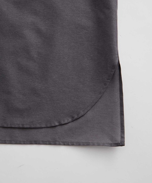 ADAM ET ROPE'(アダムエロペ)の「【ACT/アクト】超軽量 オーバーサイズ シアー バンドカラーシャツ / 速乾 / ストレッチ / イージーケア(シャツ/ブラウス・メンズ・チャコールグレー/ブラック・M/L)」の12枚目の写真