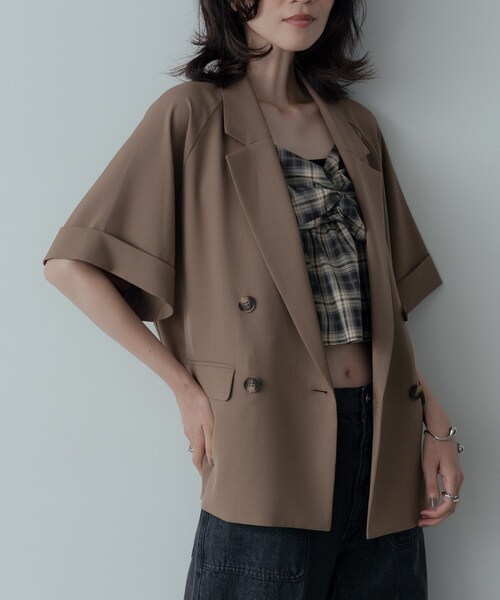 GALLEST(ギャレスト)の「【セットアップ対応】イージーダブルブレスト半袖ジャケット(テーラードジャケット・レディース・キャメル/ブラック/チャコールグレー/ブラウン系1/チャコール・36/38)」の8枚目の写真