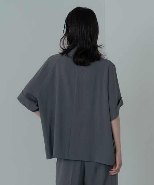 GALLEST(ギャレスト)の「【セットアップ対応】イージーダブルブレスト半袖ジャケット(テーラードジャケット・レディース・キャメル/ブラック/チャコールグレー/ブラウン系1/チャコール・36/38)」の17枚目の写真