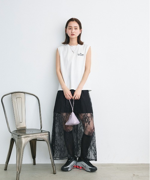 ad thie（アドティエ）の「ワンポイント ロゴ刺繍 タンクトップ（タンクトップ・レディース・ブラック/チャコール/オフホワイト・FREE）」の4枚目の写真