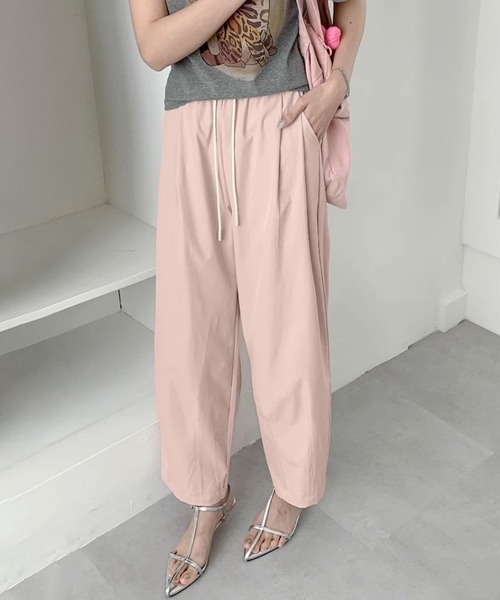 BANICO(バニコ)の「デイリーリラックスワイドパンツ(スラックス・レディース・ブラック/ライトベージュ/ピンク/イエロー・LARGE/MEDIUM/X-LARGE)」の4枚目の写真