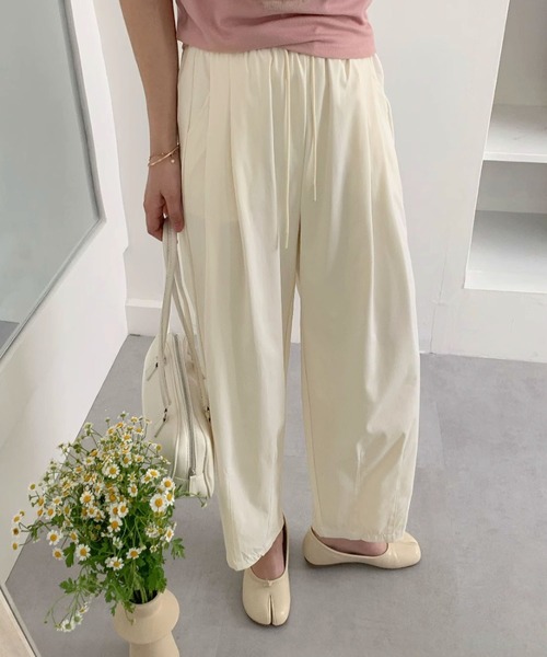 BANICO(バニコ)の「デイリーリラックスワイドパンツ(スラックス・レディース・ブラック/ライトベージュ/ピンク/イエロー・LARGE/MEDIUM/X-LARGE)」の2枚目の写真