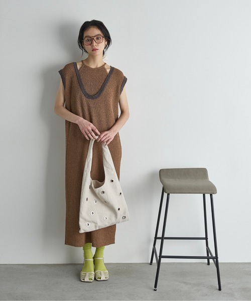 THE YOn（ザヨン）の「ヘリンボーンアイレットトライアングルトート（トートバッグ・レディース・アイボリー/ブラック・FREE）」の22枚目の写真