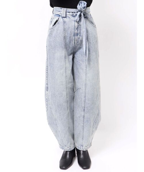 CALNAMUR（カルナムール）の「ローズモチーフルフパデニムパンツ（デニムパンツ・レディース・ブラック/ライトブルー・MEDIUM/SMALL）」の18枚目の写真