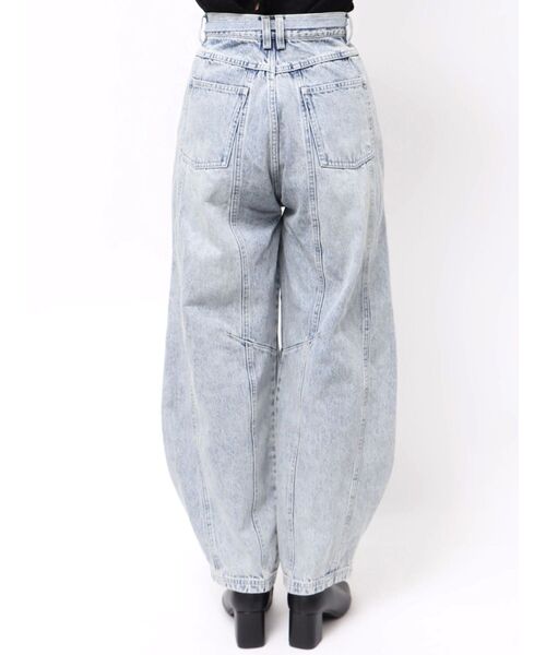 CALNAMUR（カルナムール）の「ローズモチーフルフパデニムパンツ（デニムパンツ・レディース・ブラック/ライトブルー・MEDIUM/SMALL）」の5枚目の写真