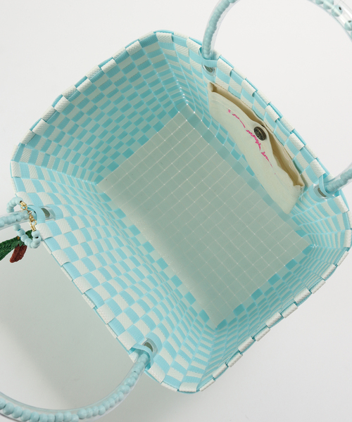 MERCEDES SALAZAR（メルセデスサラザール）の「【MERCEDES SALAZAR/メルセデス サラザール】 MINI BAG+CHARM：バッグ（かごバッグ・レディース・サックスブルー・FREE）」の5枚目の写真