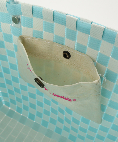 MERCEDES SALAZAR（メルセデスサラザール）の「【MERCEDES SALAZAR/メルセデス サラザール】 MINI BAG+CHARM：バッグ（かごバッグ・レディース・サックスブルー・FREE）」の7枚目の写真