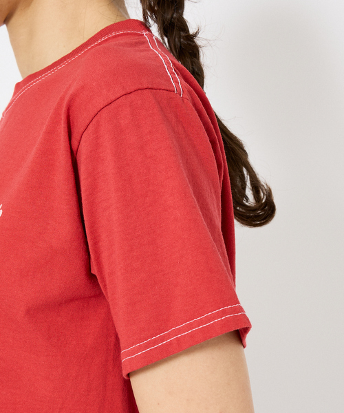 FRUIT OF THE LOOM(フルーツオブザルーム)の「【FRUIT OF THE LOOM/フルーツ オブ ザ ルーム】WENDYSガーメントダイTシャツ/ユニセックス/プリント 81215100【WEB限定】(Tシャツ/カットソー・メンズ・レッド/ブルー/スミクロ・S/M/L/XL)」の15枚目の写真