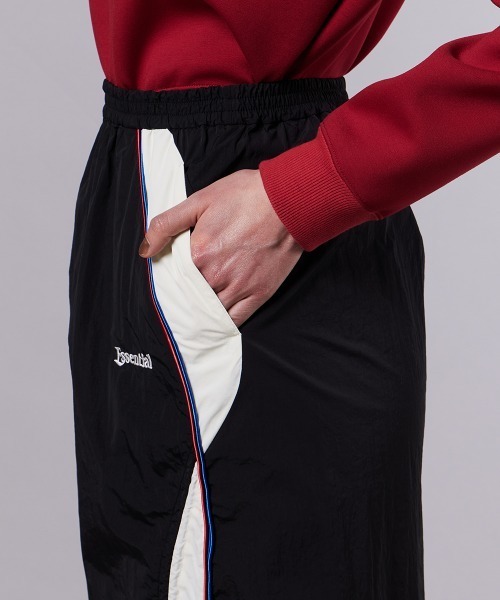 DOUBLE STANDARD CLOTHING(ダブルスタンダードクロージング)の「ワッシャータフタスカート(スカート・レディース・ブラック・38/36)」の11枚目の写真