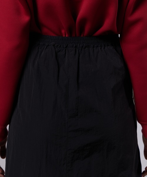 DOUBLE STANDARD CLOTHING(ダブルスタンダードクロージング)の「ワッシャータフタスカート(スカート・レディース・ブラック・38/36)」の13枚目の写真