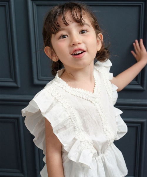 Rora（ローラ）の「レナ リネン ブラウス（シャツ/ブラウス・キッズ・グレー/アイボリー・120cm/130cm/140cm/150cm/110cm）」の4枚目の写真